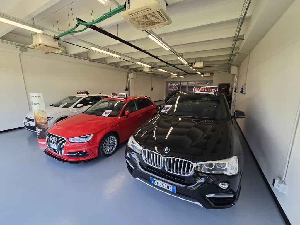 Showroom Mister Auto